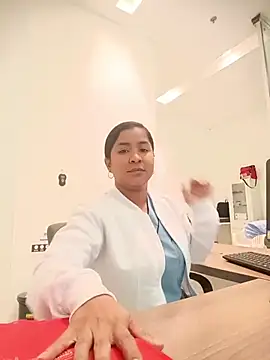 Snapshot of Paula6Colombia chatting on February 2026 04:29:01 PM Paula6Colombia online show from February 2026 04:29:01 PM