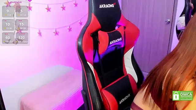 LindaSilverstone online show from October 2025 11:48:02 PM