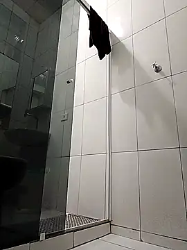 Gui23556 online show from March 2025 02:16:02 AM