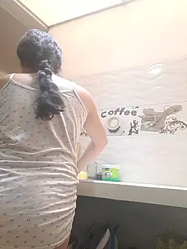 esmeralda jadees online show from March 2025 07:16:02 PM