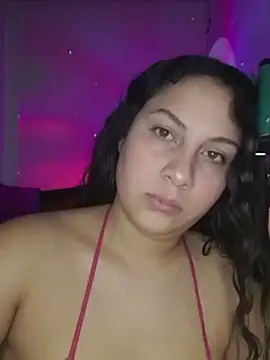 esmeralda jadees online show from March 2025 03:05:02 PM