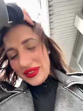 AleksandraRich online show from September 2025 04:00:01 AM