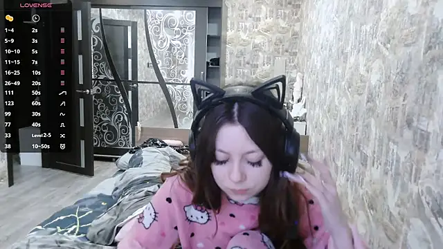 RendyDow online show from November 2025 07:18:01 AM