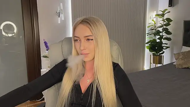 Snapshot of OhMyEmma chatting on January 2026 01:09:02 AM OhMyEmma online show from January 2026 01:09:02 AM