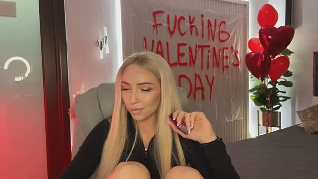 Snapshot of OhMyEmma chatting on February 2026 01:12:01 AM OhMyEmma online show from February 2026 01:12:01 AM