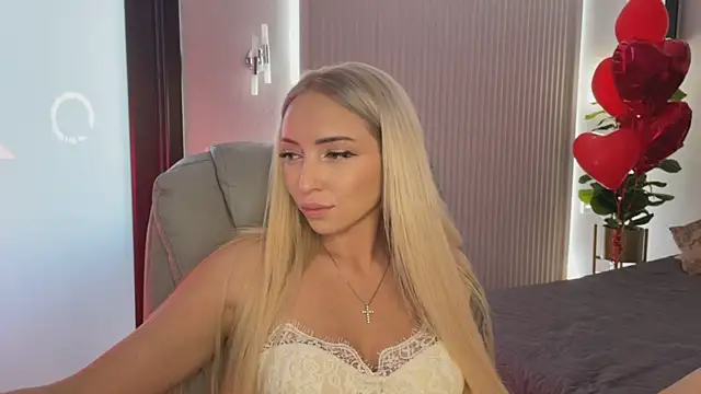 Snapshot of OhMyEmma chatting on February 2026 06:26:01 AM OhMyEmma online show from February 2026 06:26:01 AM