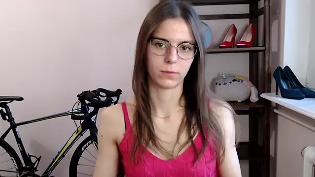 love megi online show from December 2025 07:36:02 AM