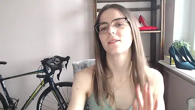 love megi online show from February 2026 02:26:02 PM