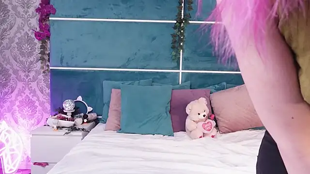 SunnyGlow online show from September 2025 11:59:02 AM