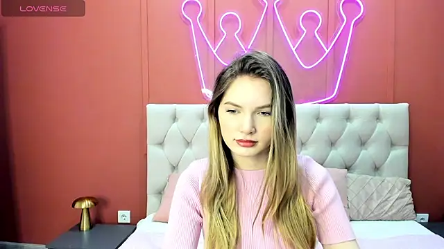 Snapshot of EvelineAmore chatting on January 2026 09:02:01 AM EvelineAmore online show from January 2026 09:02:01 AM