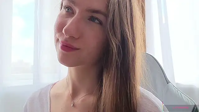Snapshot of Kira_mindnes chatting on June 2026 06:18:02 AM Kira mindnes online show from June 2026 06:18:02 AM