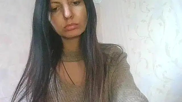 AliseWats online show from March 2025 01:01:02 PM