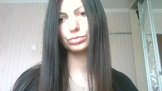 AliseWats online show from March 2025 11:42:02 AM