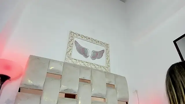 Lola Blondie online show from November 2025 12:37:02 PM