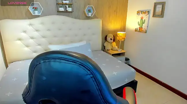 Snapshot of _LiilyWong chatting on March 2025 05:39:01 AM LiilyWong online show from March 2025 05:39:01 AM