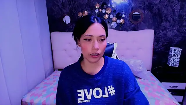 Snapshot of _LiilyWong chatting on September 2025 04:57:02 AM LiilyWong online show from September 2025 04:57:02 AM