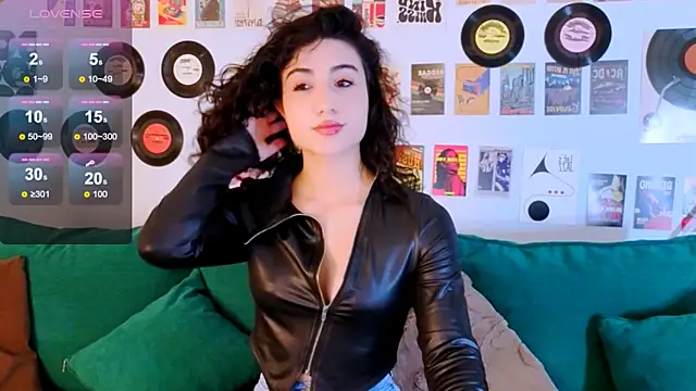 Snapshot of Maya_Rogerss chatting on May 2026 03:07:02 PM Maya Rogerss online show from May 2026 03:07:02 PM