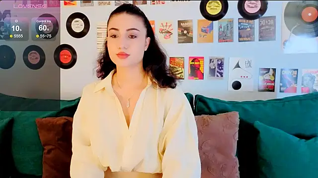 Maya Rogerss online show from June 2026 02:41:02 PM
