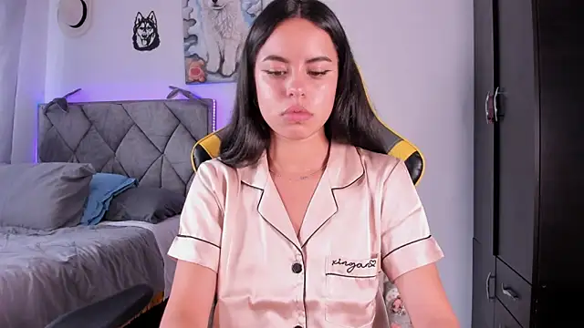 Snapshot of Bear-Mel chatting on September 2025 03:12:02 PM Bear-Mel online show from September 2025 03:12:02 PM