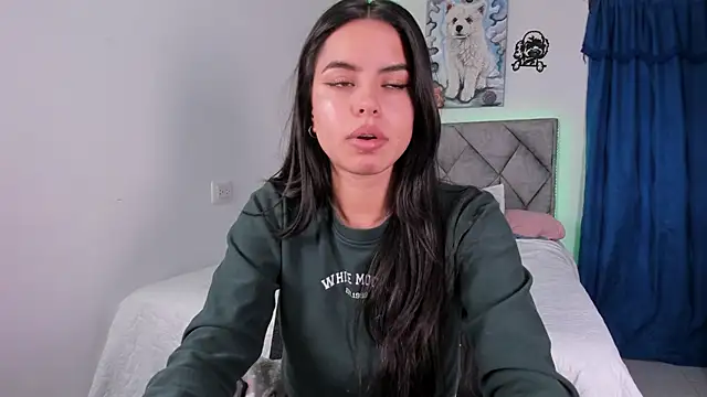 Snapshot of Bear-Mel chatting on October 2025 06:05:02 PM Bear-Mel online show from October 2025 06:05:02 PM