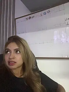  Gabytaylor online show from October 2025 11:49:02 PM