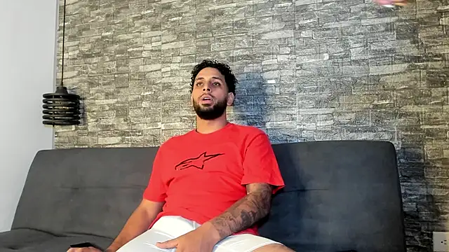 ASHLEY AND ASH online show from November 2025 11:37:02 PM