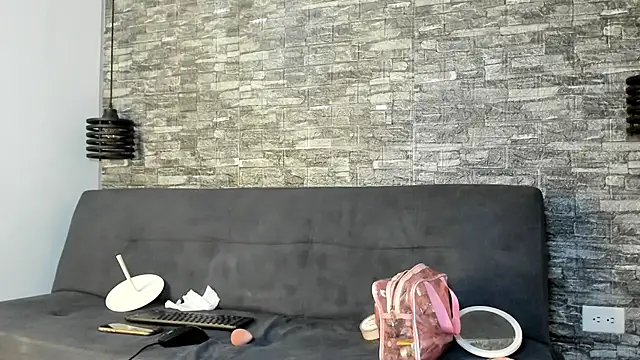 ASHLEY AND ASH online show from November 2025 09:15:01 PM