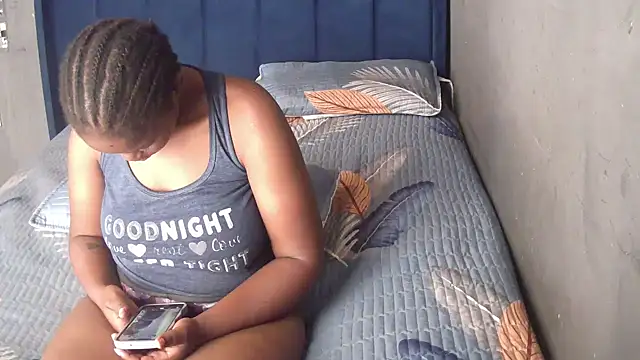 Snapshot of SexyShybarbie chatting on November 2025 06:24:02 AM SexyShybarbie online show from November 2025 06:24:02 AM