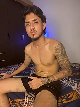 Snapshot of Zayn_kane chatting on June 2026 05:23:01 AM Zayn kane online show from June 2026 05:23:01 AM