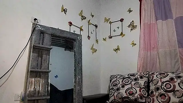 Milu curly online show from September 2025 05:19:02 AM