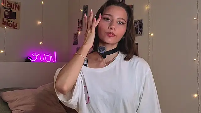 EditaBails online show from September 2025 06:31:01 PM