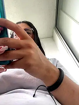 Snapshot of Nathaly_12 chatting on September 2025 05:35:01 PM Nathaly 12 online show from September 2025 05:35:01 PM