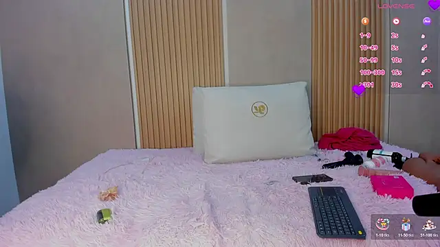 stephany summer online show from October 2025 03:42:02 AM