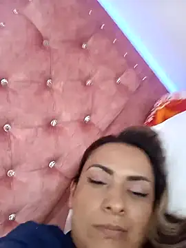 Snapshot of Milf-Prettyboobs chatting on February 2026 06:26:01 PM Milf-Prettyboobs online show from February 2026 06:26:01 PM