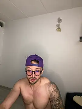 Snapshot of jotallanes chatting on March 2025 06:40:02 AM jotallanes online show from March 2025 06:40:02 AM