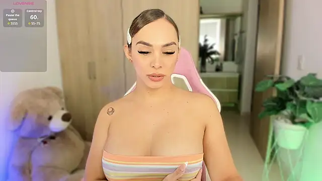 Saammy 19 online show from October 2025 02:48:02 PM