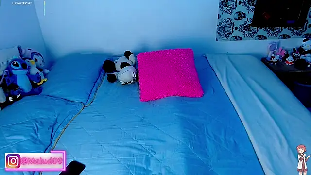 Snapshot of Malud09 chatting on October 2025 12:11:01 PM Malud09 online show from October 2025 12:11:01 PM