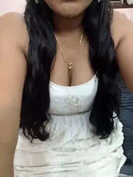 Snapshot of priya_00143 chatting on July 2026 05:00:02 PM priya 00143 online show from July 2026 05:00:02 PM