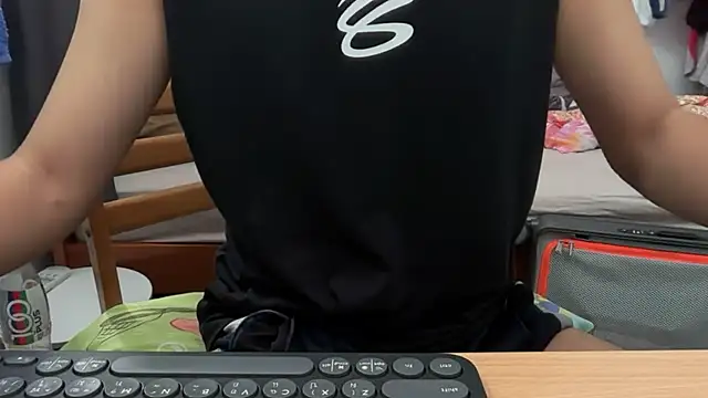 Snapshot of mak_mark92 chatting on October 2025 07:18:01 AM mak mark92 online show from October 2025 07:18:01 AM