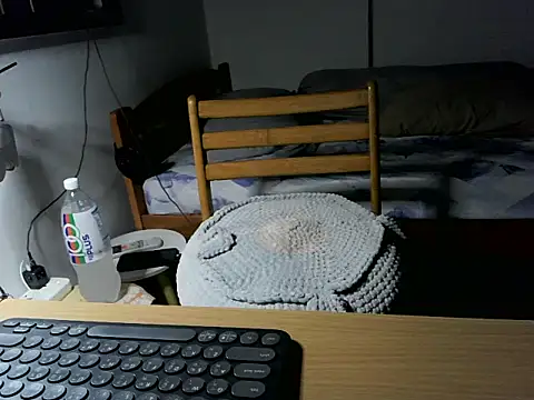 Snapshot of mak_mark92 chatting on October 2025 05:57:01 PM mak mark92 online show from October 2025 05:57:01 PM