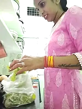 Hotty-Nidhi online show from March 2025 02:59:01 PM