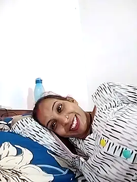 Hotty-Nidhi online show from March 2025 10:46:02 AM