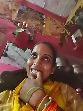 Hotty-Nidhi online show from October 2025 01:41:02 PM