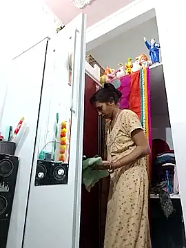 Snapshot of Hotty-Nidhi chatting on February 2026 03:24:02 PM Hotty-Nidhi online show from February 2026 03:24:02 PM