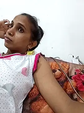 Snapshot of Hotty-Nidhi chatting on June 2026 05:35:02 AM Hotty-Nidhi online show from June 2026 05:35:02 AM