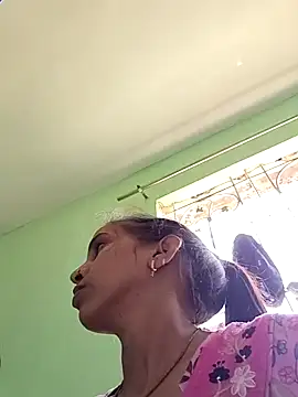 Snapshot of Hotty-Nidhi chatting on June 2026 06:20:01 AM Hotty-Nidhi online show from June 2026 06:20:01 AM