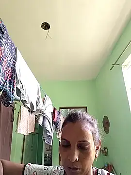 Snapshot of Hotty-Nidhi chatting on June 2026 04:06:01 AM Hotty-Nidhi online show from June 2026 04:06:01 AM