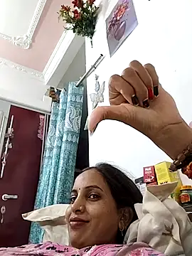 Snapshot of Hotty-Nidhi chatting on June 2026 05:55:01 PM Hotty-Nidhi online show from June 2026 05:55:01 PM