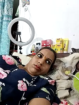 Snapshot of Hotty-Nidhi chatting on July 2026 04:40:01 PM Hotty-Nidhi online show from July 2026 04:40:01 PM