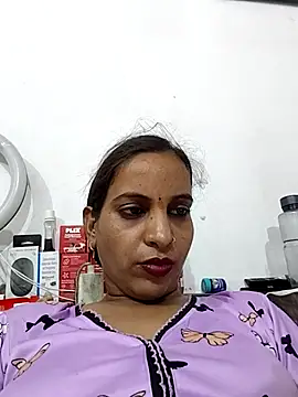 Snapshot of Hotty-Nidhi chatting on July 2026 05:39:02 PM Hotty-Nidhi online show from July 2026 05:39:02 PM